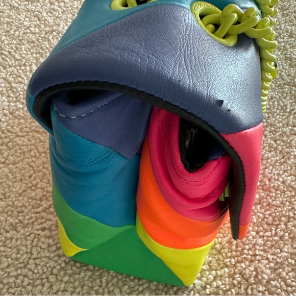 Kurt Geiger XXL Neon Kensington Drench Hand bag - Picture 8 of 15